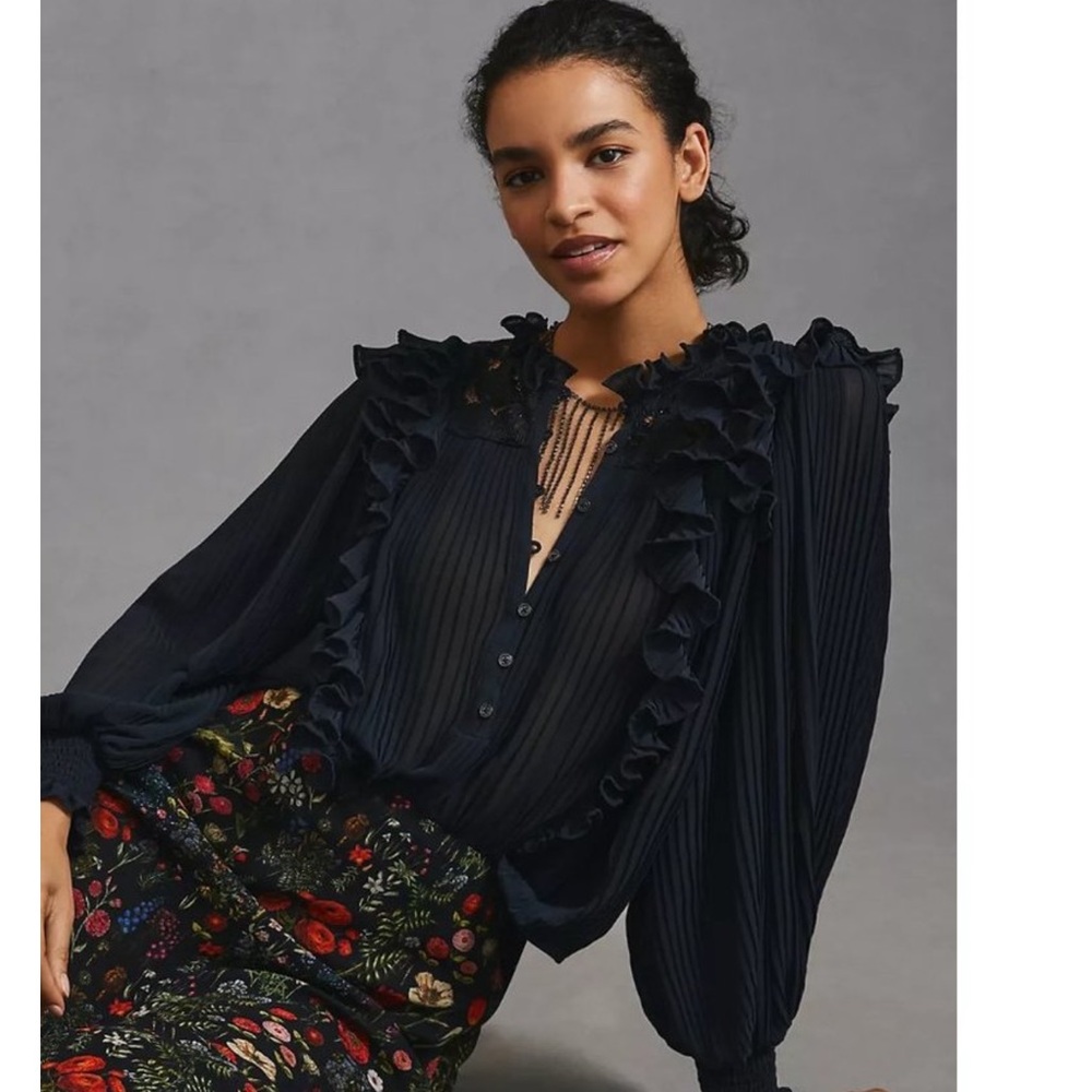 ANTHROPOLOGIE Pleated Ruffled Blouse Black Size XS - Picture 4 of 15